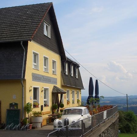 Gasthaus Zur Burgschaenke Aremberg Buitenkant foto