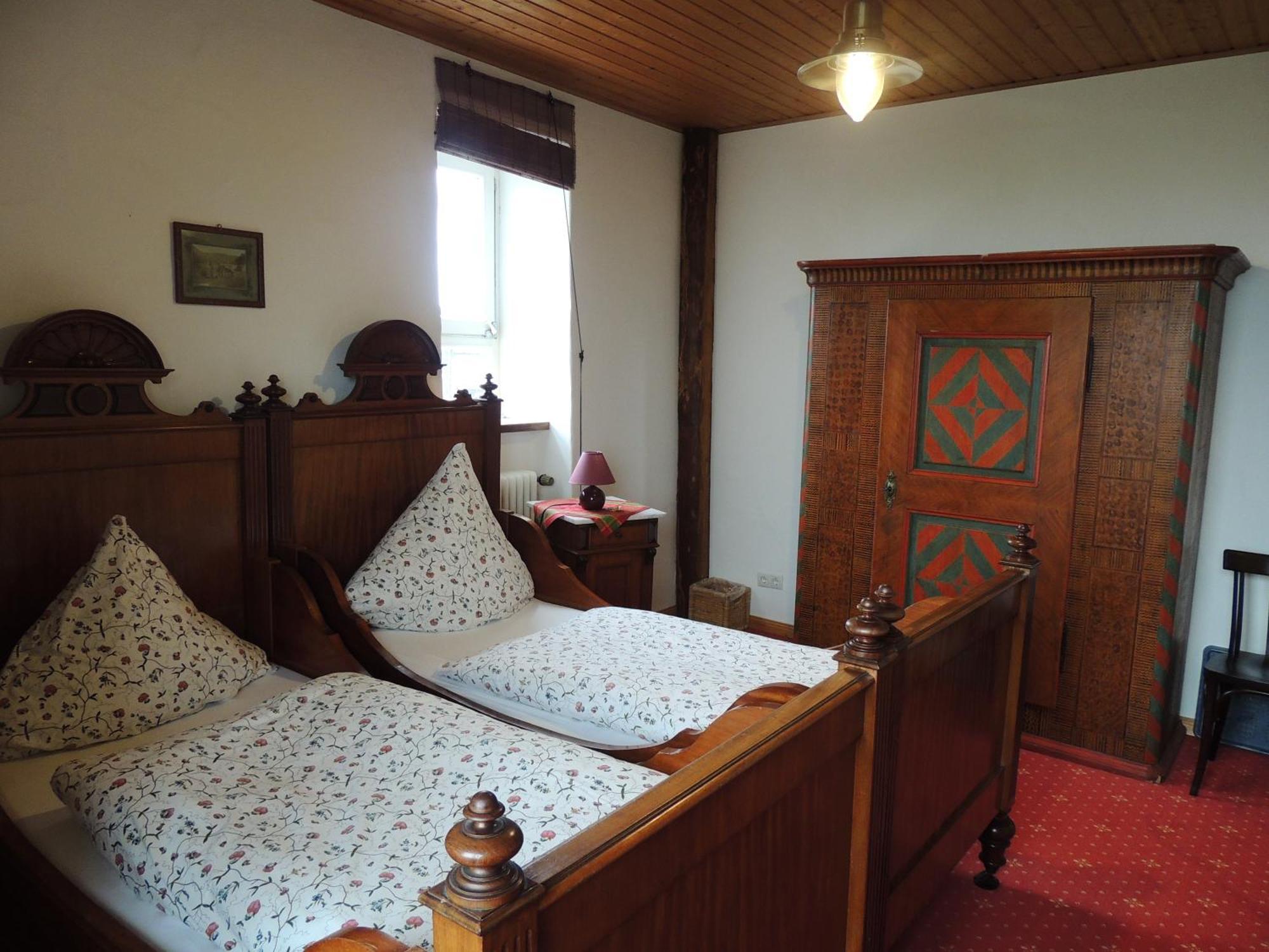 Gasthaus Zur Burgschaenke Aremberg Buitenkant foto