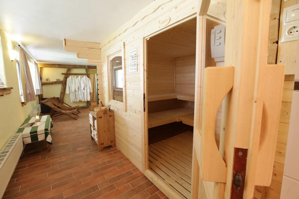 Gasthaus Zur Burgschaenke Aremberg Buitenkant foto