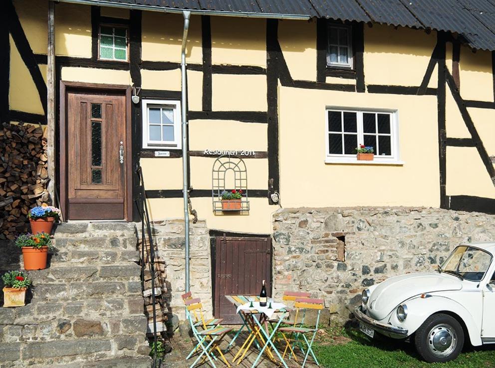Gasthaus Zur Burgschaenke Aremberg Buitenkant foto