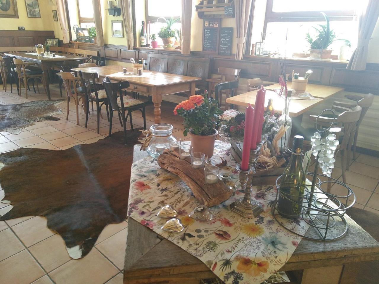 Gasthaus Zur Burgschaenke Aremberg Buitenkant foto