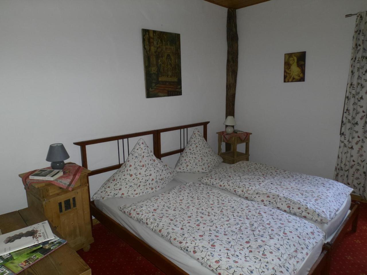 Gasthaus Zur Burgschaenke Aremberg Buitenkant foto